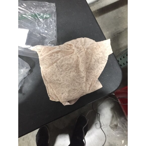 Bali Lace 'N Smooth Firm Control Bodysuit 36DD - Picture 4 of 7